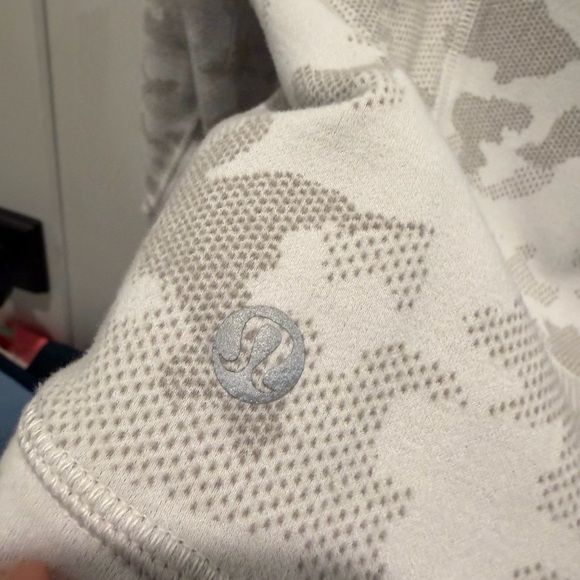Lululemon Its Rulu Run Long Sleeve Shirt Heritage Camo Jacquard Vapor Gull Grey - Picture 6 of 8